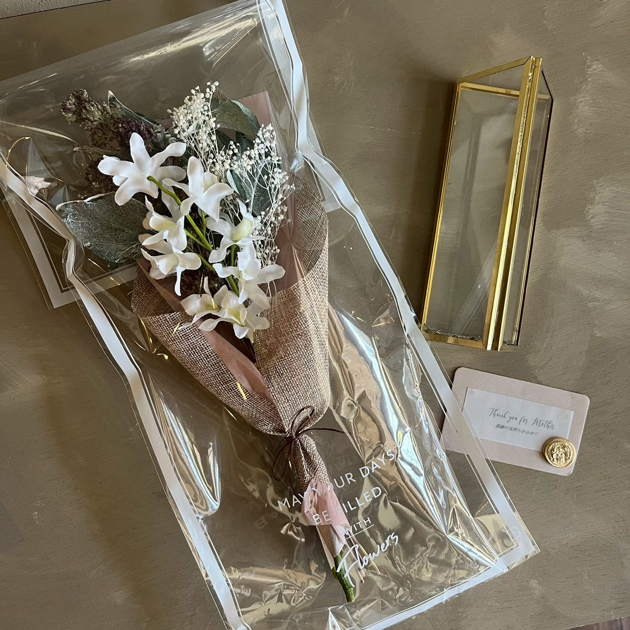 【母の日ギフト】プリザープドフラワー（一部アーティフィシャルフラワー使用）＆ガラスの花器set