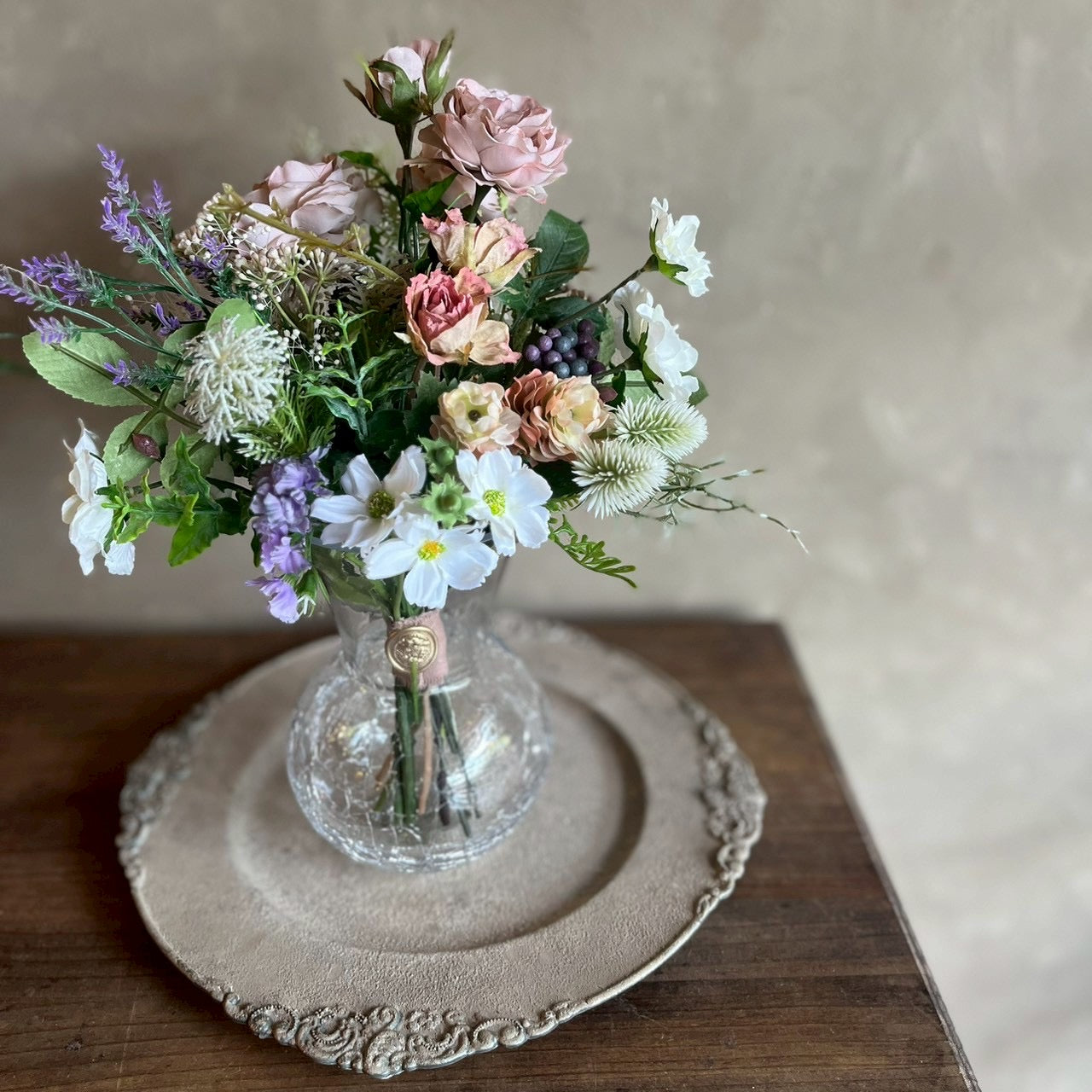 ガラス花器付フラワーアレンジメント